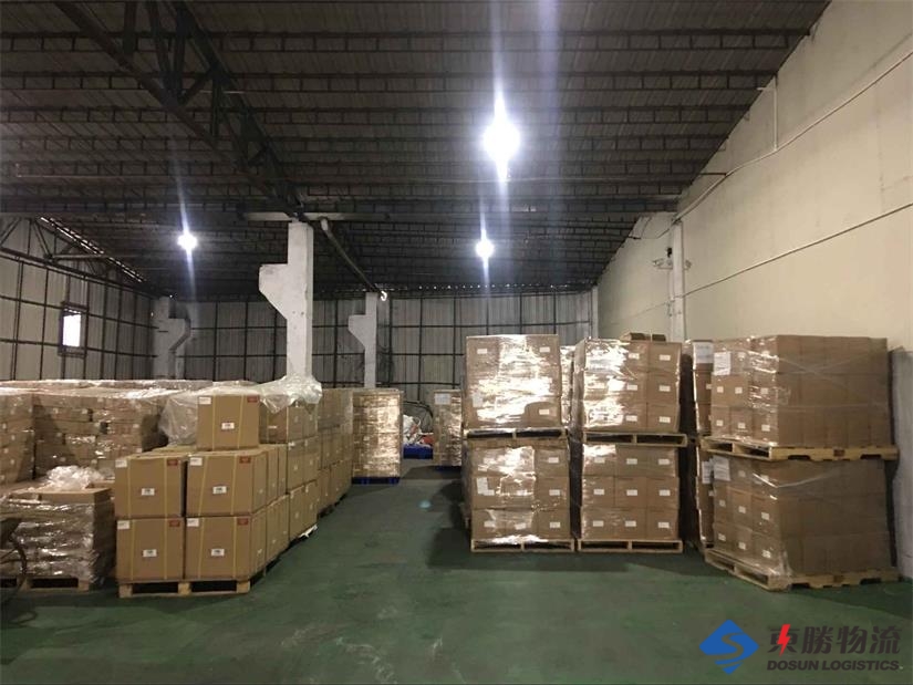 深圳倉庫租賃，深圳到香港物流運(yùn)輸, 深圳工廠裝貨送香港九龍,深圳到香港物流,香港深圳貨運(yùn)運(yùn)輸,深圳香港進(jìn)出口,深港物流專線,中港物流