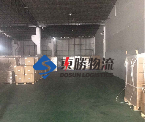 深圳倉庫租賃，深圳到香港物流運(yùn)輸, 深圳工廠裝貨送香港九龍,深圳到香港物流,香港深圳貨運(yùn)運(yùn)輸,深圳香港進(jìn)出口,深港物流專線,中港物流