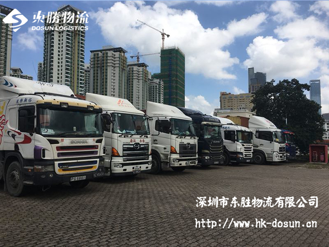 玻璃展柜深圳到香港物流應(yīng)該注意哪些事項(xiàng)呢？深圳到香港物流,香港深圳貨運(yùn)運(yùn)輸,深圳香港進(jìn)出口,深港物流專線,中港物流,東勝物流集團(tuán)-大件物流到香港
