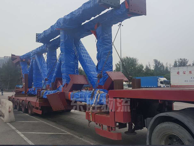 超長(zhǎng)、超寬、超高貨物運(yùn)輸?shù)桨拈T，澳門矮排車物流運(yùn)輸